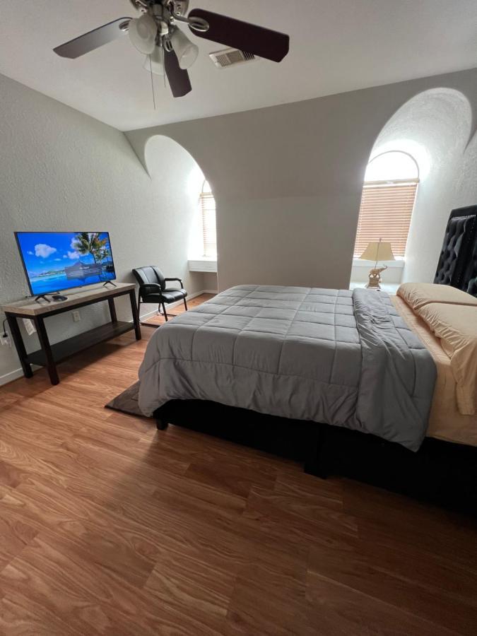 Luxuria Mini-Mansion Near Houston Downtown Villa Buitenkant foto